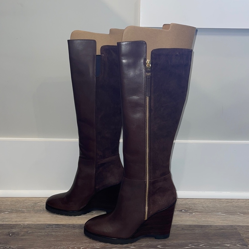 Micheal Kors Boots
